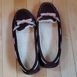 L.L.Bean Brown Moccasin Fleece Lined Slipper